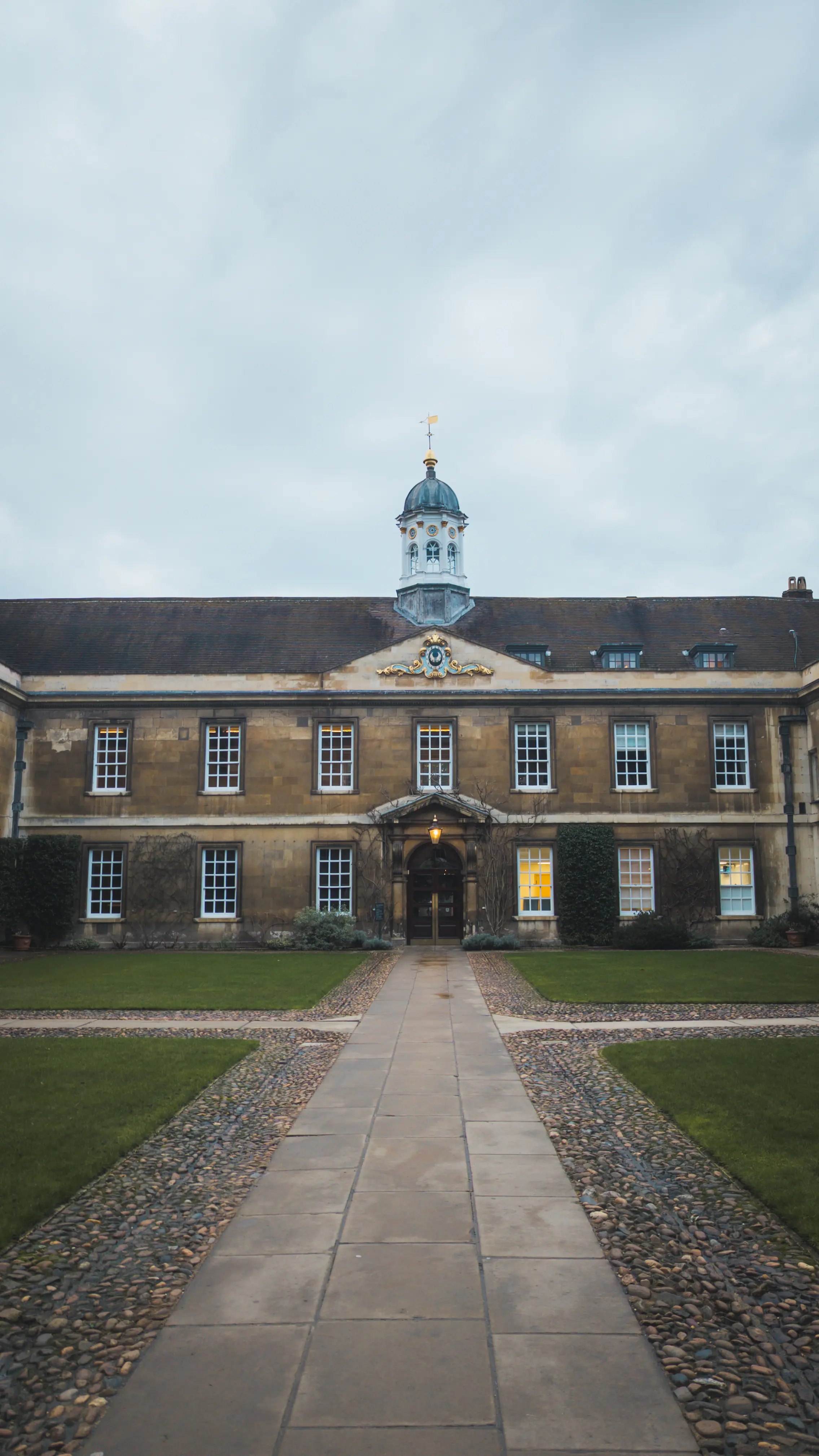 Trinity Hall College